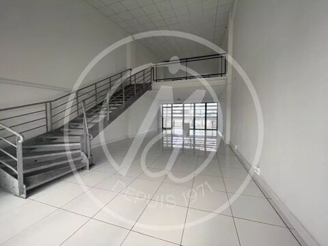 &Agrave; louer  Local &eacute;tage de 118 m2 &agrave; Jarry  2 124 euros/mois + charg 2362 97122 Baie-mahault
