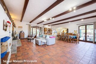  Maison à vendre 13 pièces 422 m²