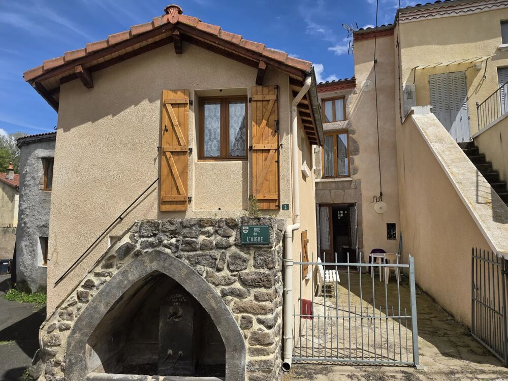 JOLIE MAISON DE VILLAGE DE CARACTERE