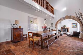  Maison  vendre 8 pices 401 m