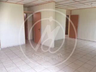  Appartement � louer 4 pi�ces 90 m�