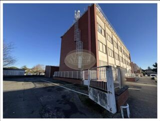  Immeuble � vendre 15 + pi�ces 826 m�