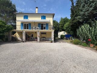  Maison à vendre 9 pièces 237 m²
