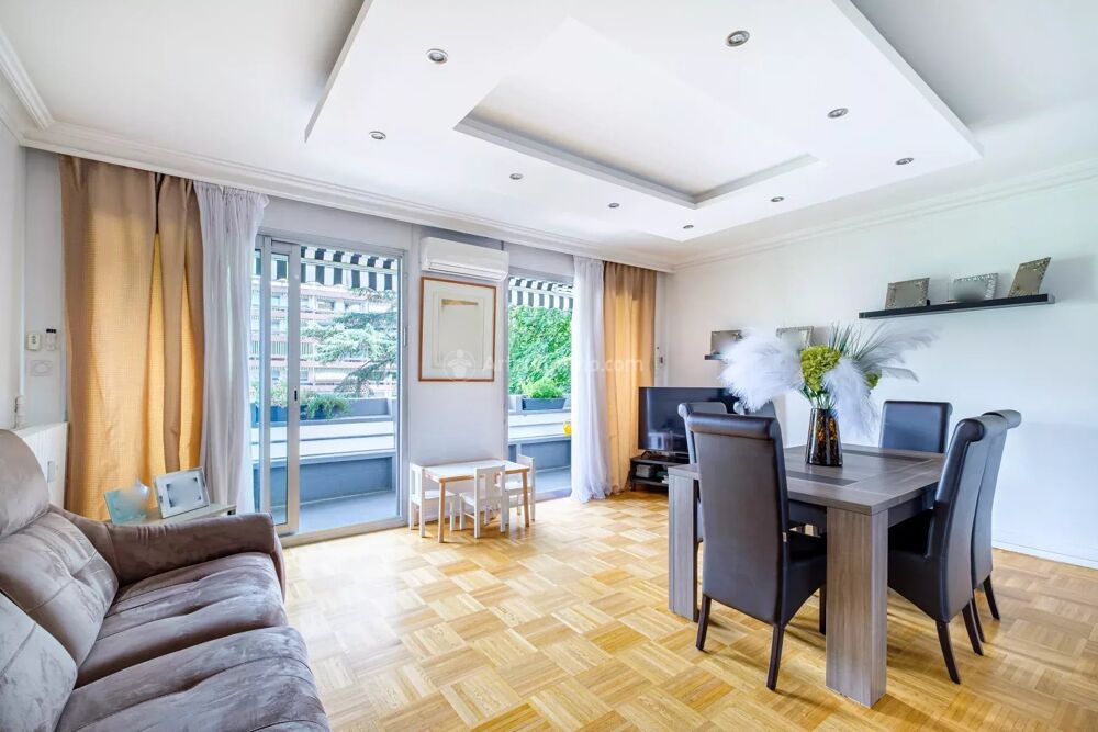 À vendre  Superbe T3 de 77 m²  Villeurbanne Gratte-Ciel