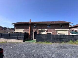  Immeuble à vendre 6 pièces 222 m²