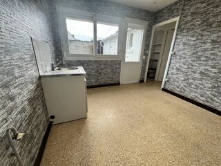  Maison  louer 2 pices 82 m