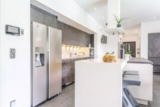  Villa � vendre 8 pi�ces 220 m�