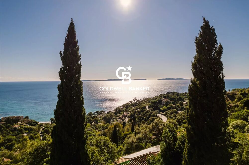 � vendre  Maison Rayol-Canadel-sur-Mer (83820)