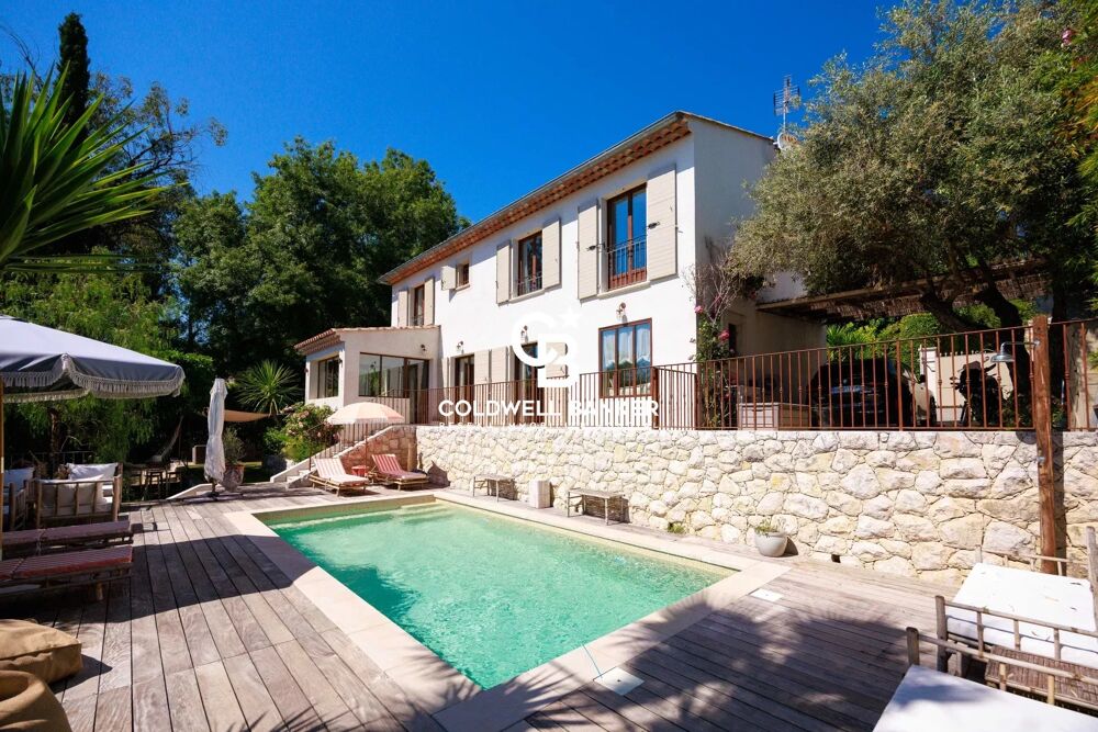 SAINT-PAUL-DE-VENCE  BELLE VILLA AVEC PISCINE AU COEUR D'UN ÉCRI
