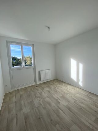  Appartement à louer 3 pièces 67 m²
