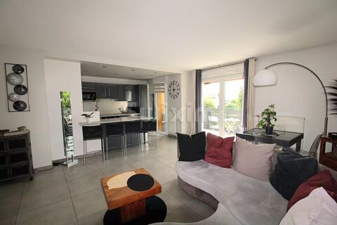   Spacieux T5 en Duplex avec terrasse et balcon  Petite Copropri Appartement - 5 pice(s) - 115 m