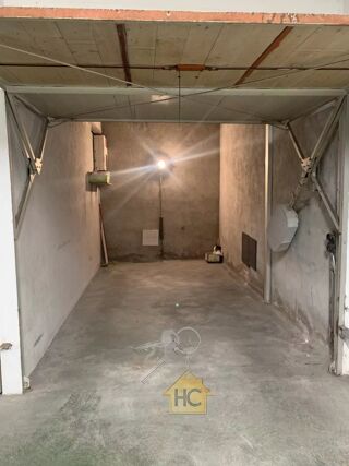  Parking / Garage � vendre 