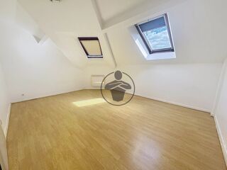  Appartement à louer 3 pièces 73 m²