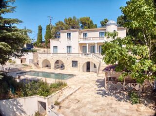 Maison à louer 7 pièces 240 m²