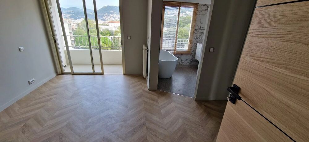  vendre  Appartement Nice (06300)