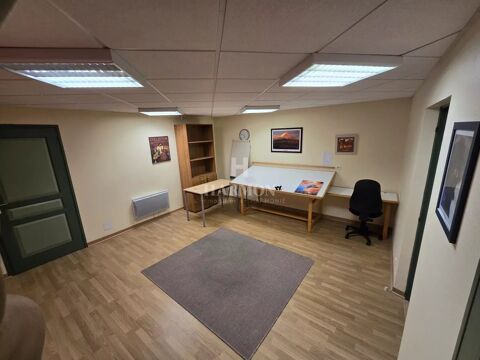 Bureaux &eacute;quip&eacute;s zone artisanale de Bidos 61 M&sup2; 290 64400 Bidos