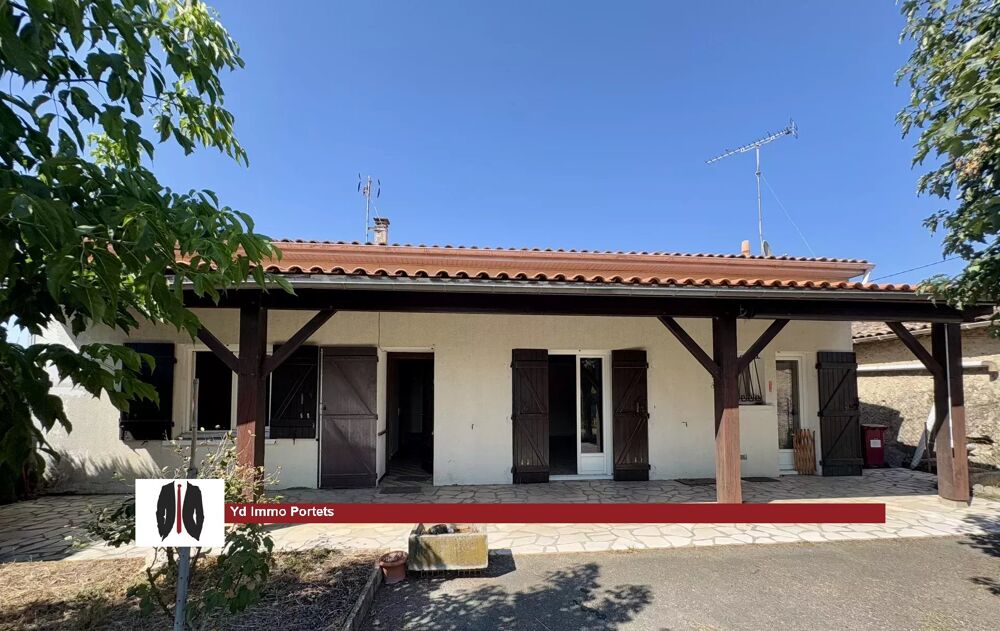 Maison individuelle avec deux logements indépendants sur une par
