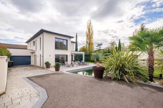  Maison � vendre 7 pi�ces 165 m�