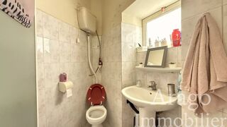  Immeuble � vendre 5 pi�ces 156 m�