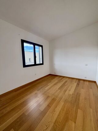  Immeuble à vendre 170 m²