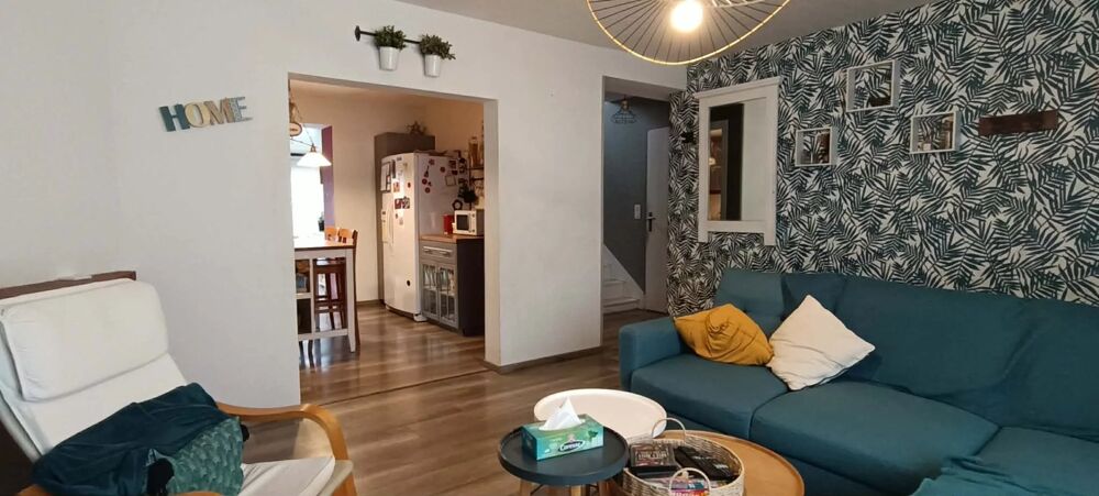 CLÉGUÉREC  MAISON FAMILIALE RÉNOVÉE