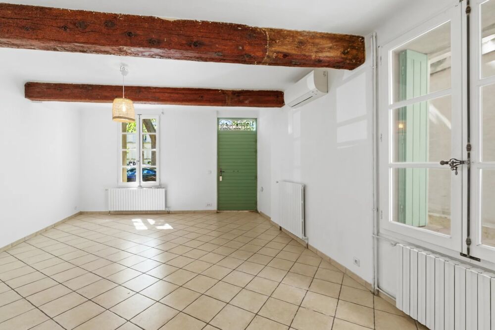 Vente Maison Maison de ville à la roquette avec terrasse Arles