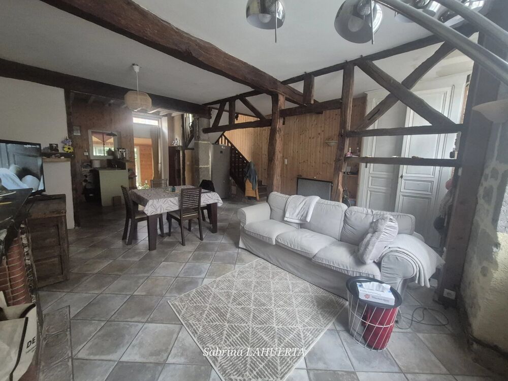 MAISON DE VILLE 154 M²  5 CHAMBRES  GARAGE ET COUR  MÉZIN (47
