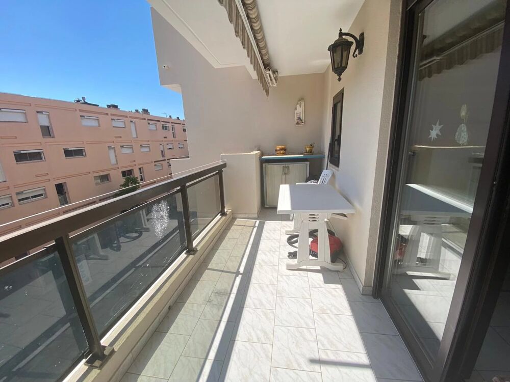 Appartement 5 pièces vue mer à Le Lavandou