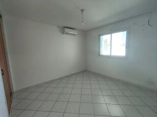  Appartement � louer 2 pi�ces 57 m�