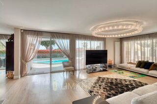  Appartement � vendre 10 pi�ces 445 m�