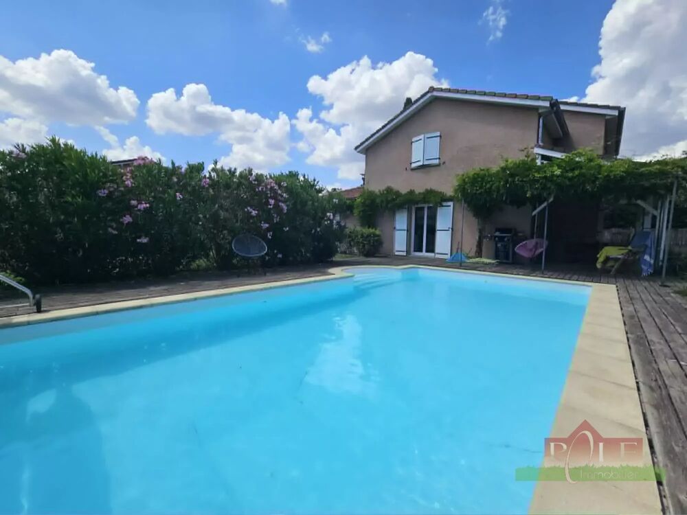 CHUZELLES, Villa T6 de 150m², terrain de 1000m² avec piscine.