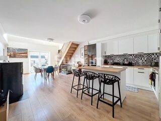  Appartement � vendre 5 pi�ces 149 m�