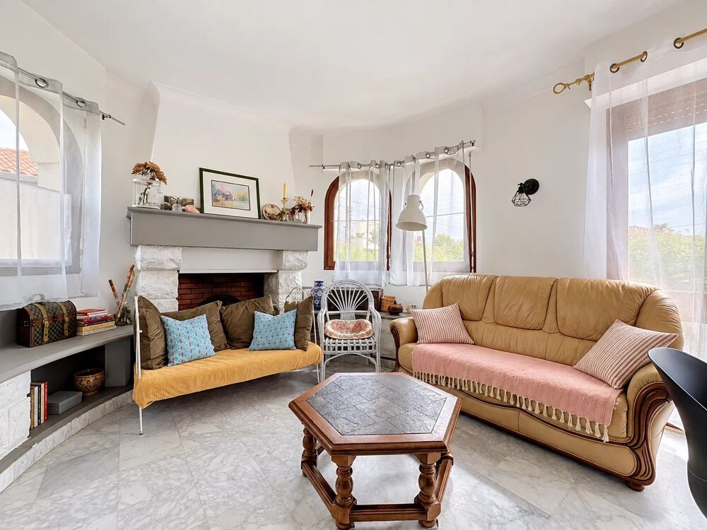 Vente Appartement Appartement 102 m² quatre chambres garage et jardin. Tarbes