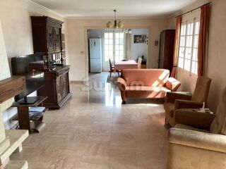  Maison � vendre 8 pi�ces 219 m�