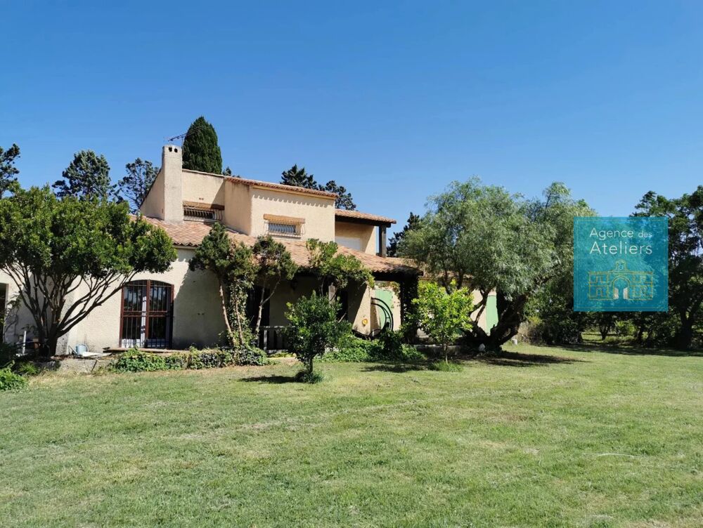 Domaine équestre en campagne Beaucaire