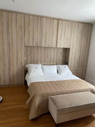  Appartement à louer 4 pièces 109 m²