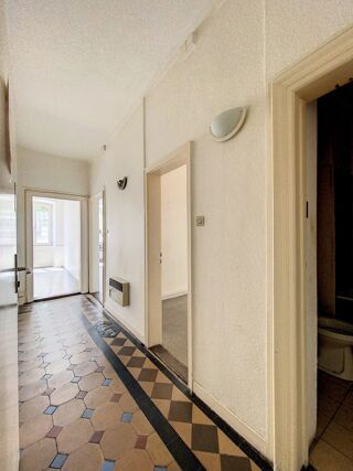 Immeuble � vendre 11 pi�ces 263 m�