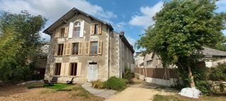  Maison  vendre 7 pices 240 m