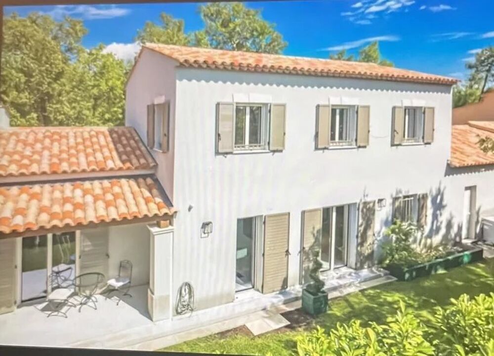 � vendre  Maison Tourrettes (83440)