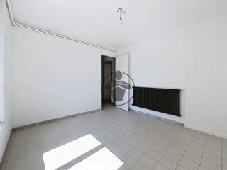  Appartement à louer 3 pièces 56 m²