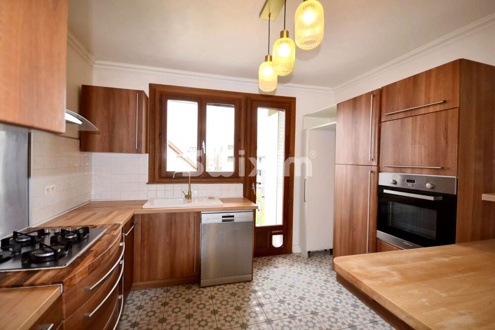 Location appartement de type 4 bis à Annecy centre