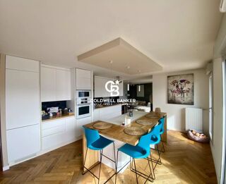  Appartement  vendre 4 pices 145 m