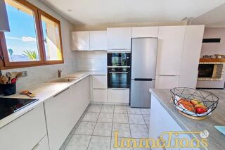  Maison à vendre 15 + pièces 245 m²