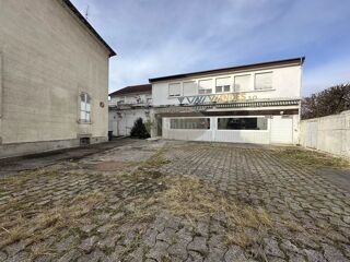  Immeuble � vendre 15 + pi�ces 785 m�