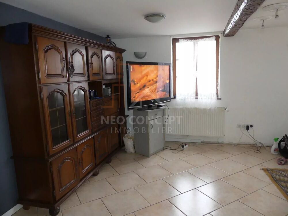 Grand appartement 4 pièces meublé de 117 m² en rez-de-chaussée à