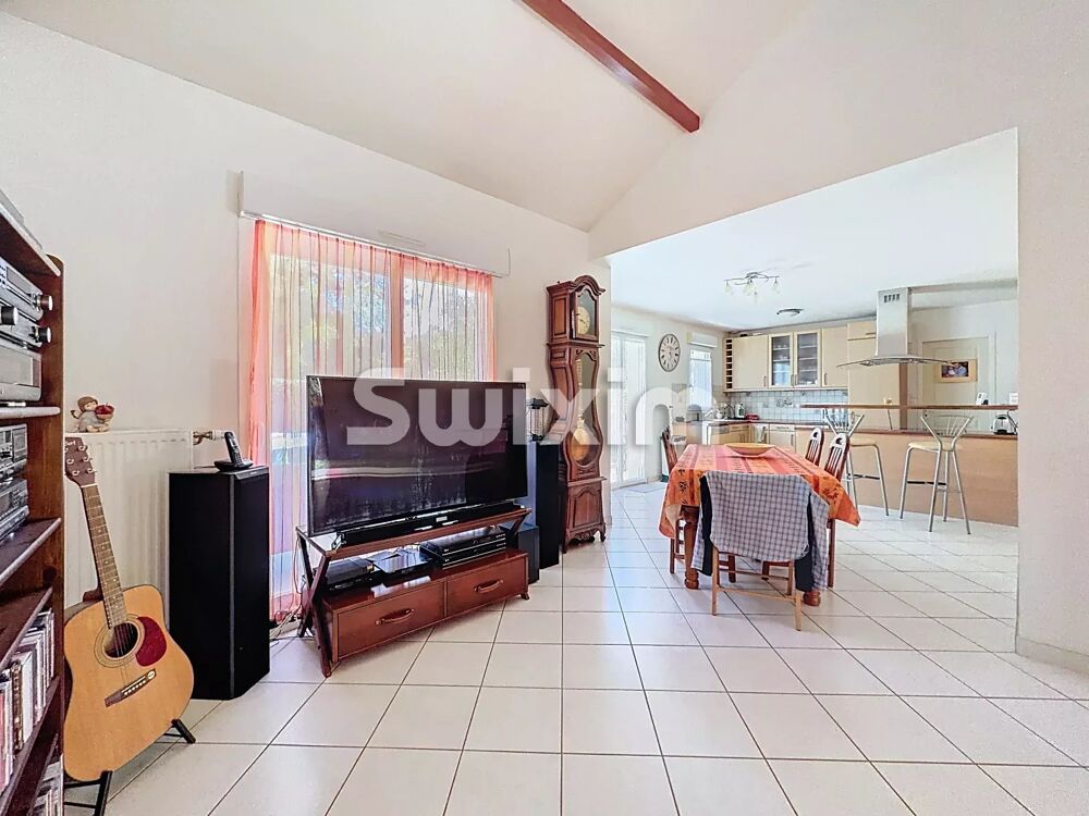 � vendre  Maison Pr�vessin-Mo�ns (01280)