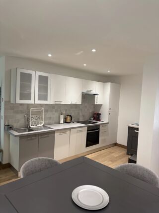  Immeuble � vendre 15 + pi�ces 800 m�