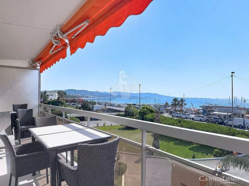 MANDELIEU-LA-NAPOULE - FRONT DE MER GRAND 2P/3P - TERRASSE