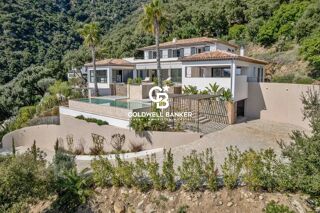  Villa � vendre 7 pi�ces 270 m�