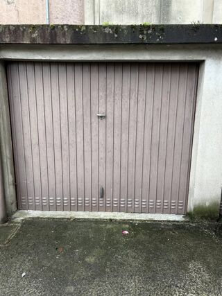  Parking / Garage  vendre 16 m